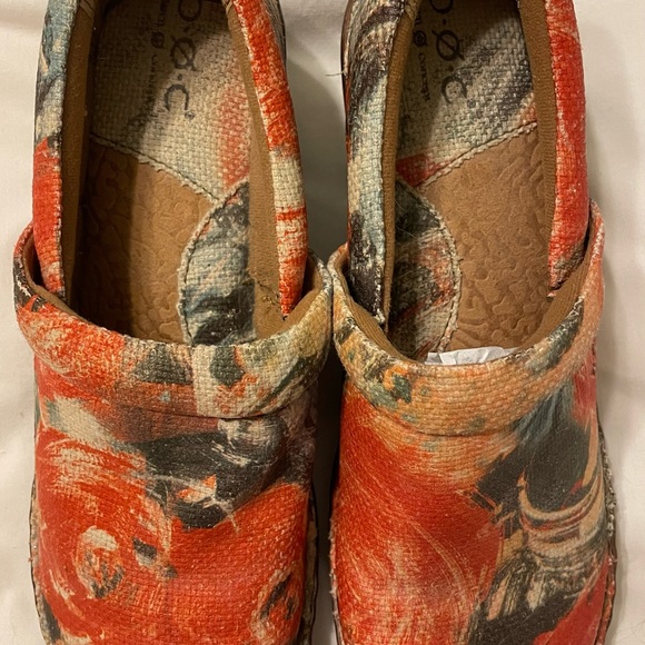 Women’s B.O.C peggy clogs. Size 9.5/41. - Picture 3 of 6
